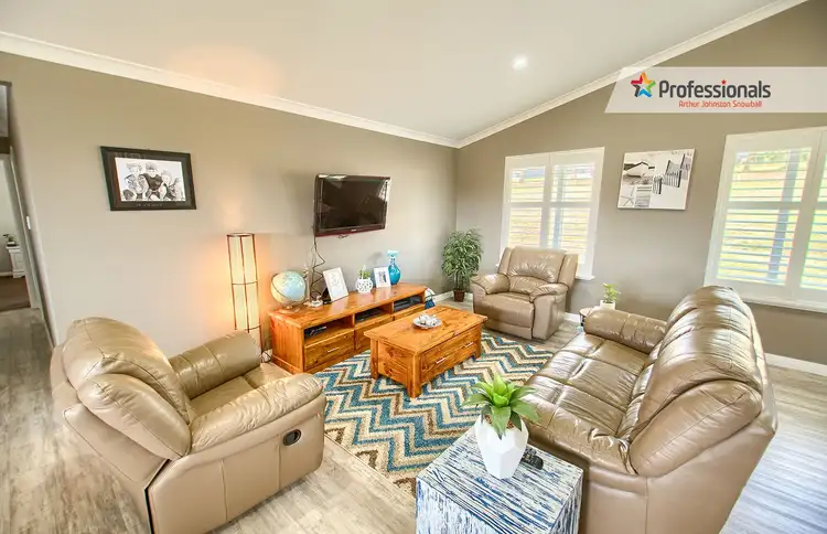 Fifth view of Homely house listing, 190 Lowanna Drive, Marbelup WA 6330