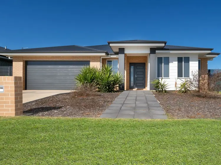 4 Wollemi Street, Forest Hill NSW 2651