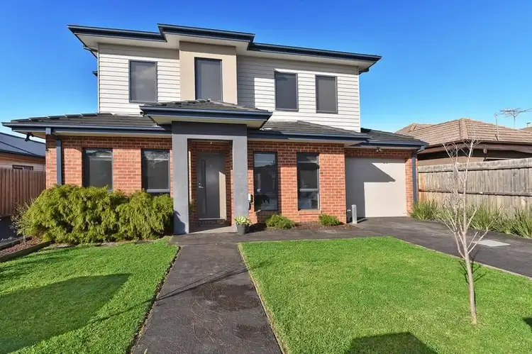 1/67 Hawker Street, Airport West VIC 3042