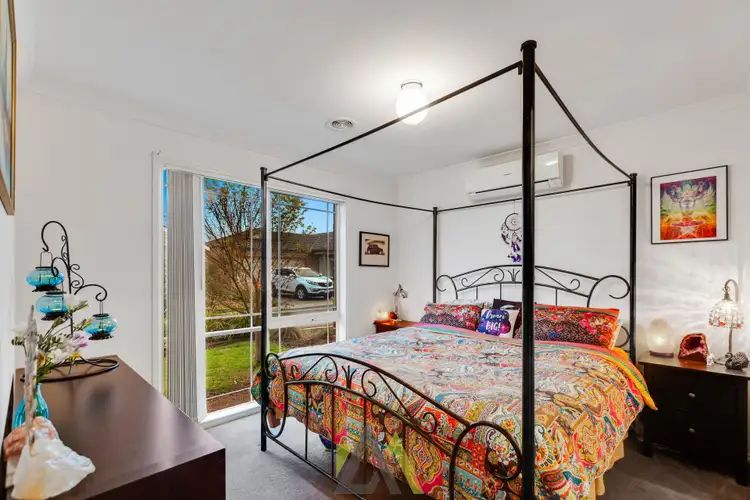 Fifth view of Homely unit listing, 8 Leeds Place, Langwarrin VIC 3910