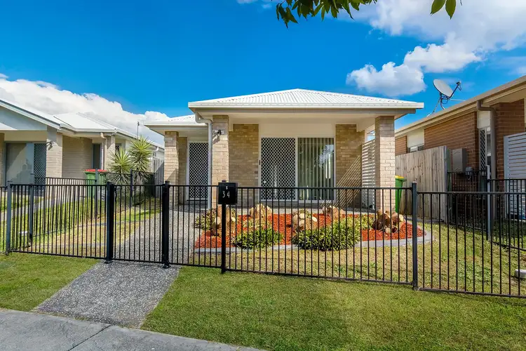 34 Carnarvon Court
