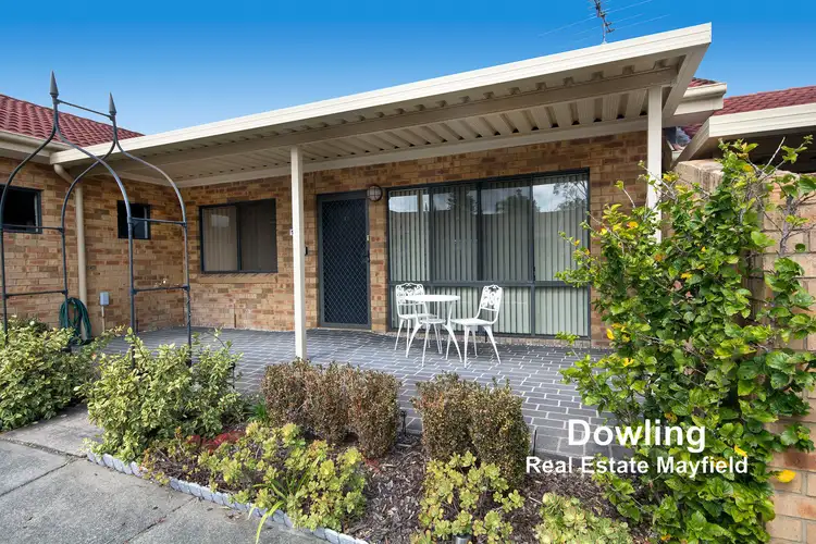 82 Warners Bay Road