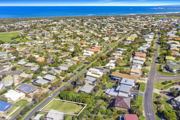 48 Sunset Strip, Ocean Grove VIC 3226