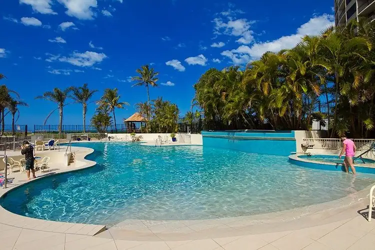 8e/973 Gold Coast Highway, Palm Beach QLD 4221