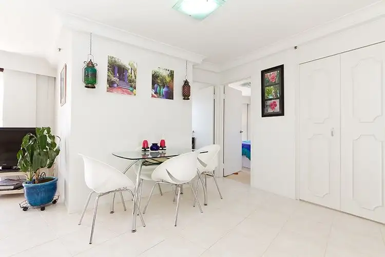 Fifth view of Homely unit listing, 8e/973 Gold Coast Highway, Palm Beach QLD 4221