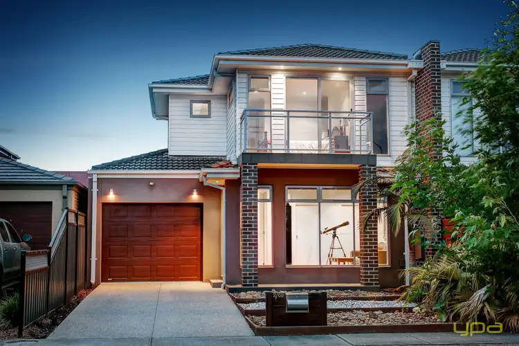 2/69 Hemsley Promenade, Point Cook VIC 3030