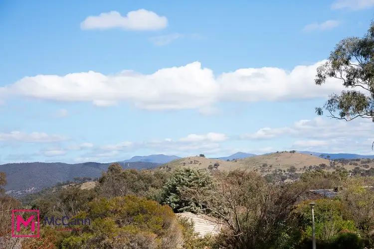 37 Illingworth Street, Wanniassa ACT 2903