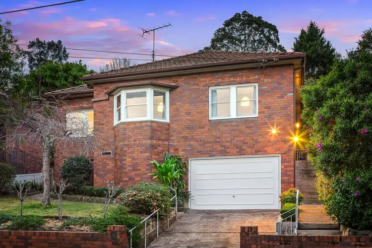 4 Sixth Avenue, Denistone NSW 2114