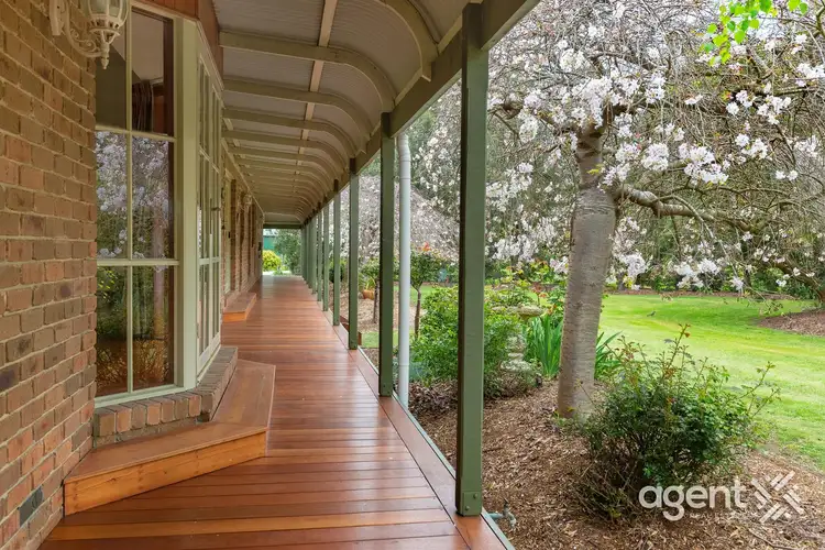 56 Memorial Drive, Narre Warren North VIC 3804