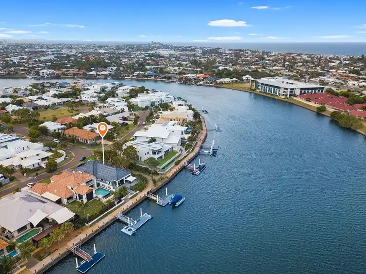 Second view of Homely house listing, 14 Bahamas Circuit, Kawana Island QLD 4575