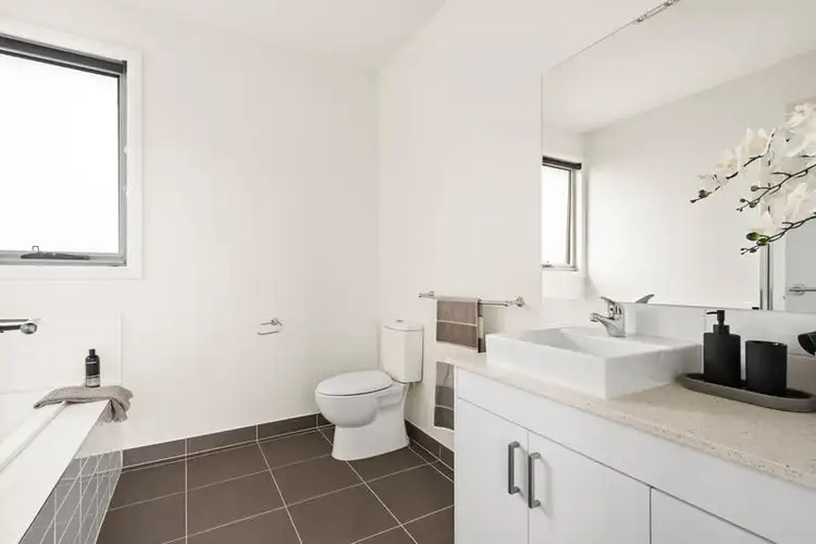 Fourth view of Homely townhouse listing, 33 Dinah Parade, Keilor East VIC 3033