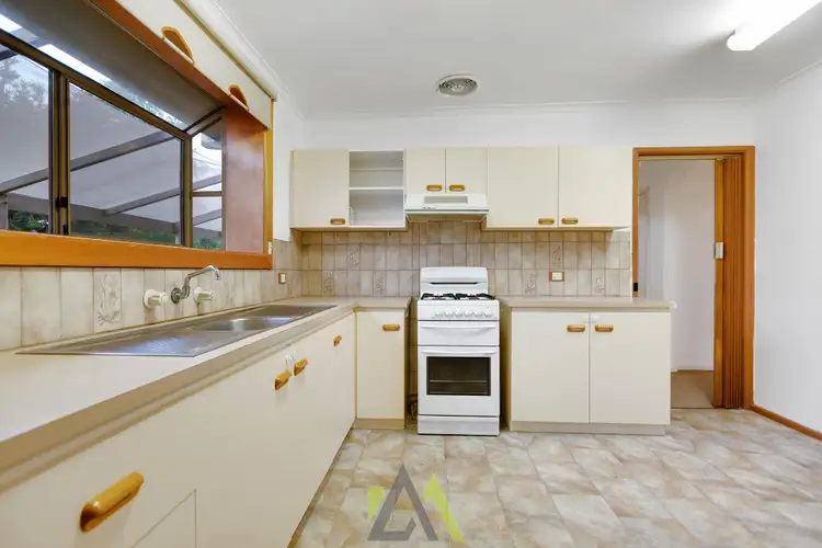 Fifth view of Homely house listing, 16 Inglenook Crescent, Frankston VIC 3199