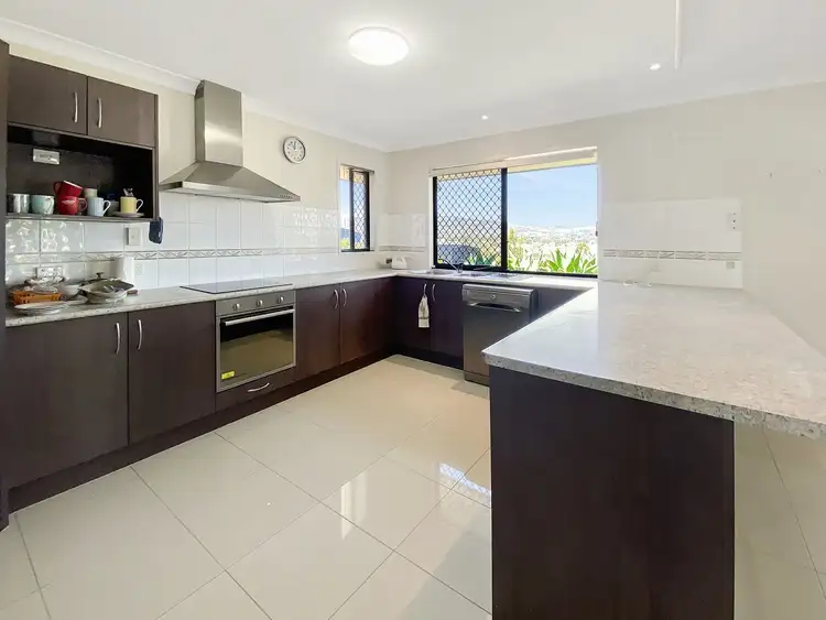 Seventh view of Homely house listing, 18 Graham Court, Hatton Vale QLD 4341