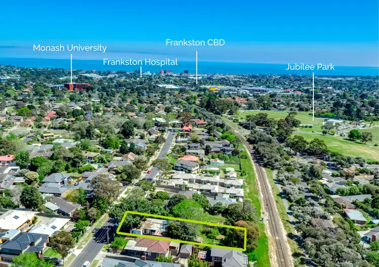 Main view of Homely house listing, 17 Kenilworth Ave, Frankston VIC 3199