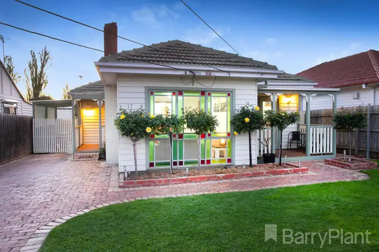 17 Andrew Street, Sunshine VIC 3020