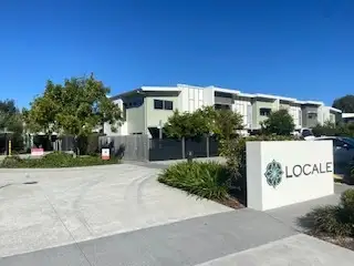 2 Allora Drive