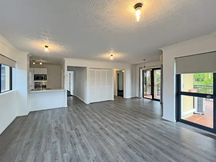 3/2 Madang Crescent, Runaway Bay QLD 4216
