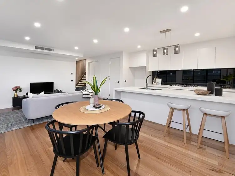 Fourth view of Homely townhouse listing, 17 Craig Street, Keilor East VIC 3033