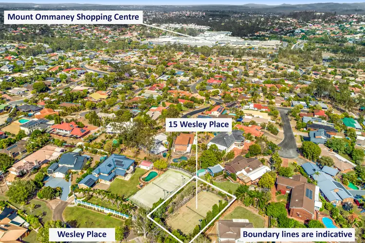 15 Wesley Place, Sinnamon Park QLD 4073