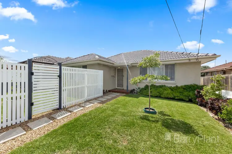 1/10 Chatsworth Avenue, Ardeer VIC 3022