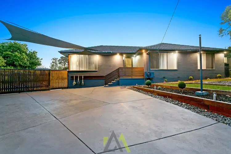 Second view of Homely house listing, 5 Eula Court, Frankston VIC 3199