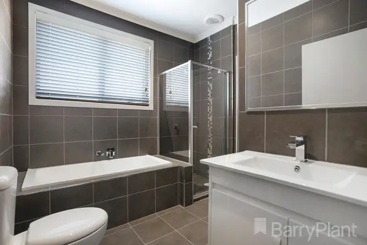 Fifth view of Homely townhouse listing, 2/8 Whittaker Street, Maidstone VIC 3012