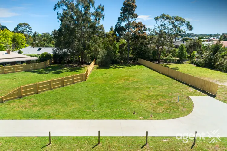 56b Memorial Drive, Narre Warren North VIC 3804