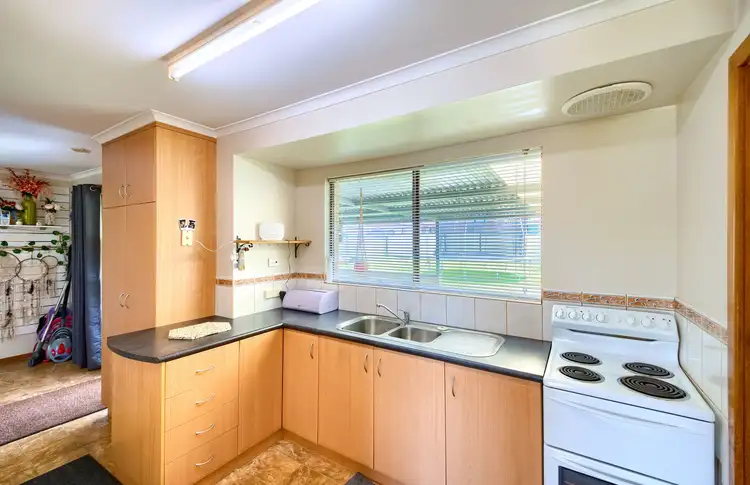 Seventh view of Homely house listing, 93 Le Grande Avenue, Orana WA 6330