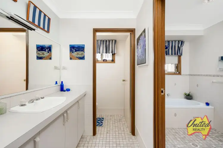 Fifth view of Homely house listing, 7 Chaseling Place, The Oaks NSW 2570