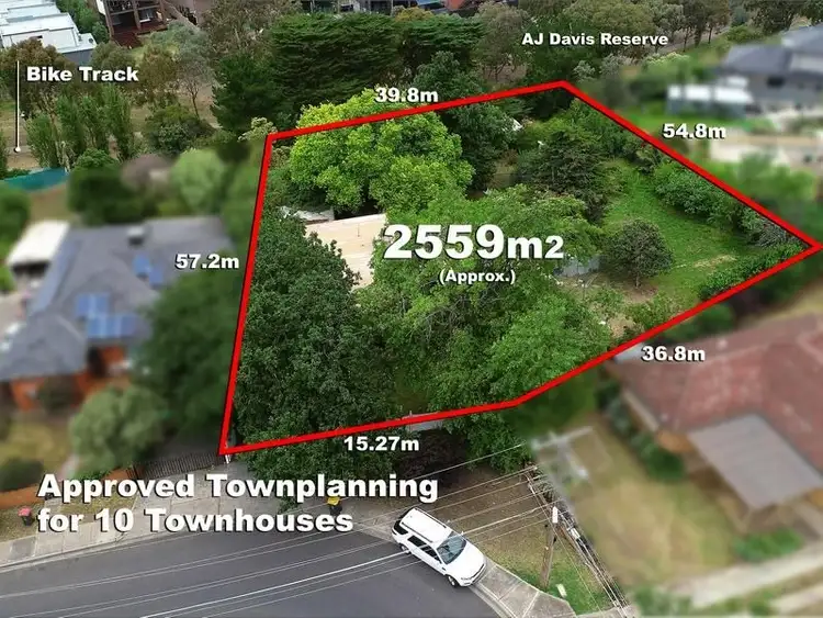 11 Ian Crescent, Airport West VIC 3042