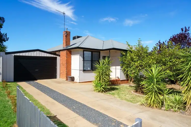 Main view of Homely house listing, 8 Fernleigh Road, Mount Austin NSW 2650