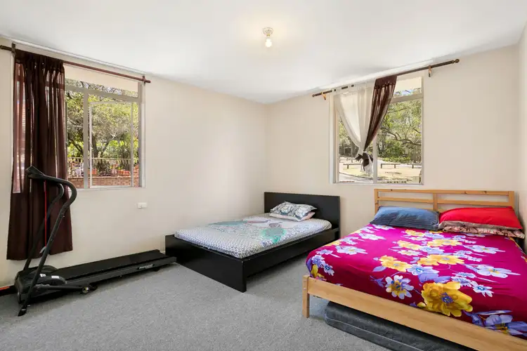 Fifth view of Homely unit listing, 4/225 Carmody Road, St Lucia QLD 4067