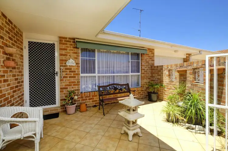 Sixth view of Homely villa listing, 2/40 Kenrose Street, Forster NSW 2428