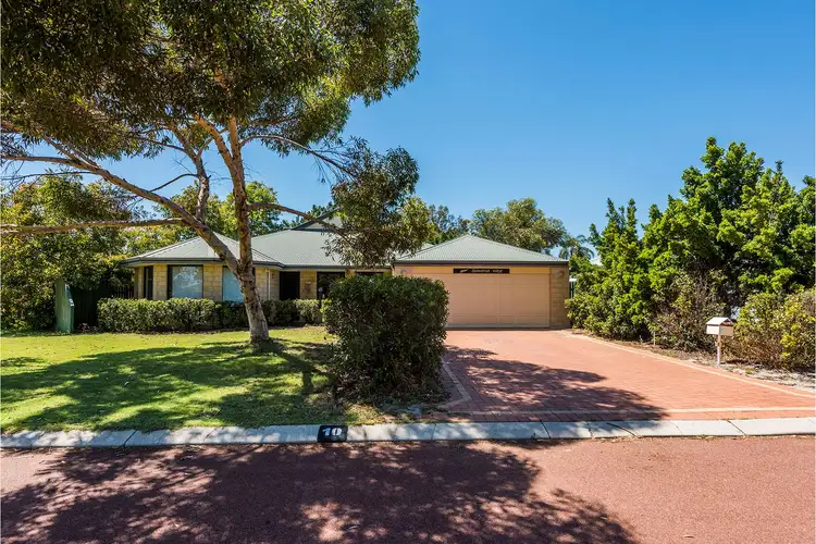 10 Rowell Gardens, High Wycombe WA 6057