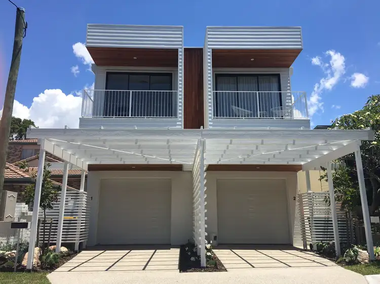 Main view of Homely semi-detached listing, 2/152 Cypress Terrace, Palm Beach QLD 4221