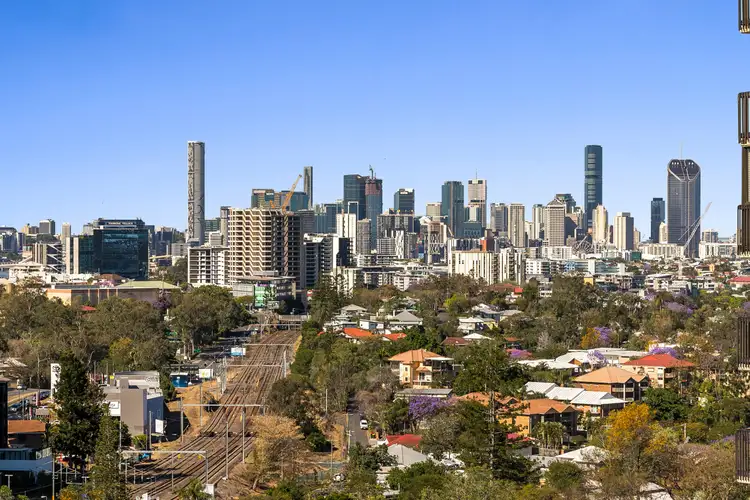 51A/32 Swann Road, Taringa QLD 4068