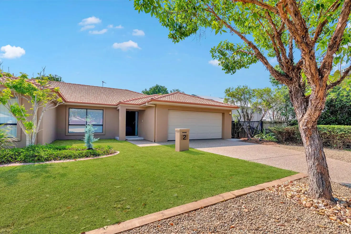 Main view of Homely semi-detached listing, 2 Abbeytree Court, Robina QLD 4226