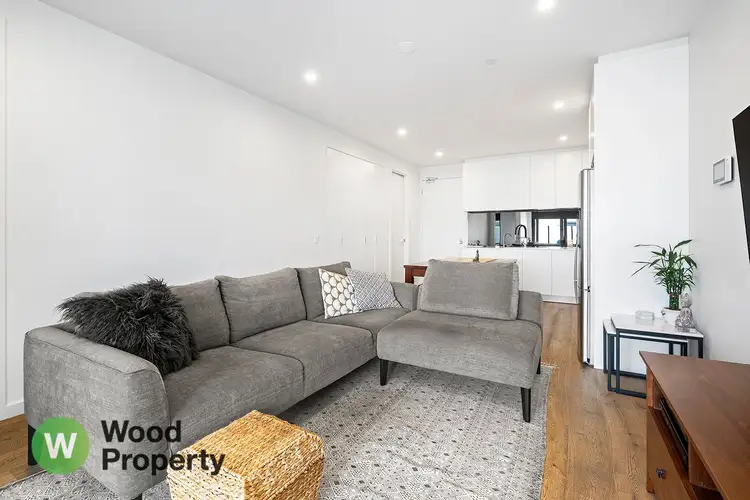 210/112 Mimosa Road, Carnegie VIC 3163