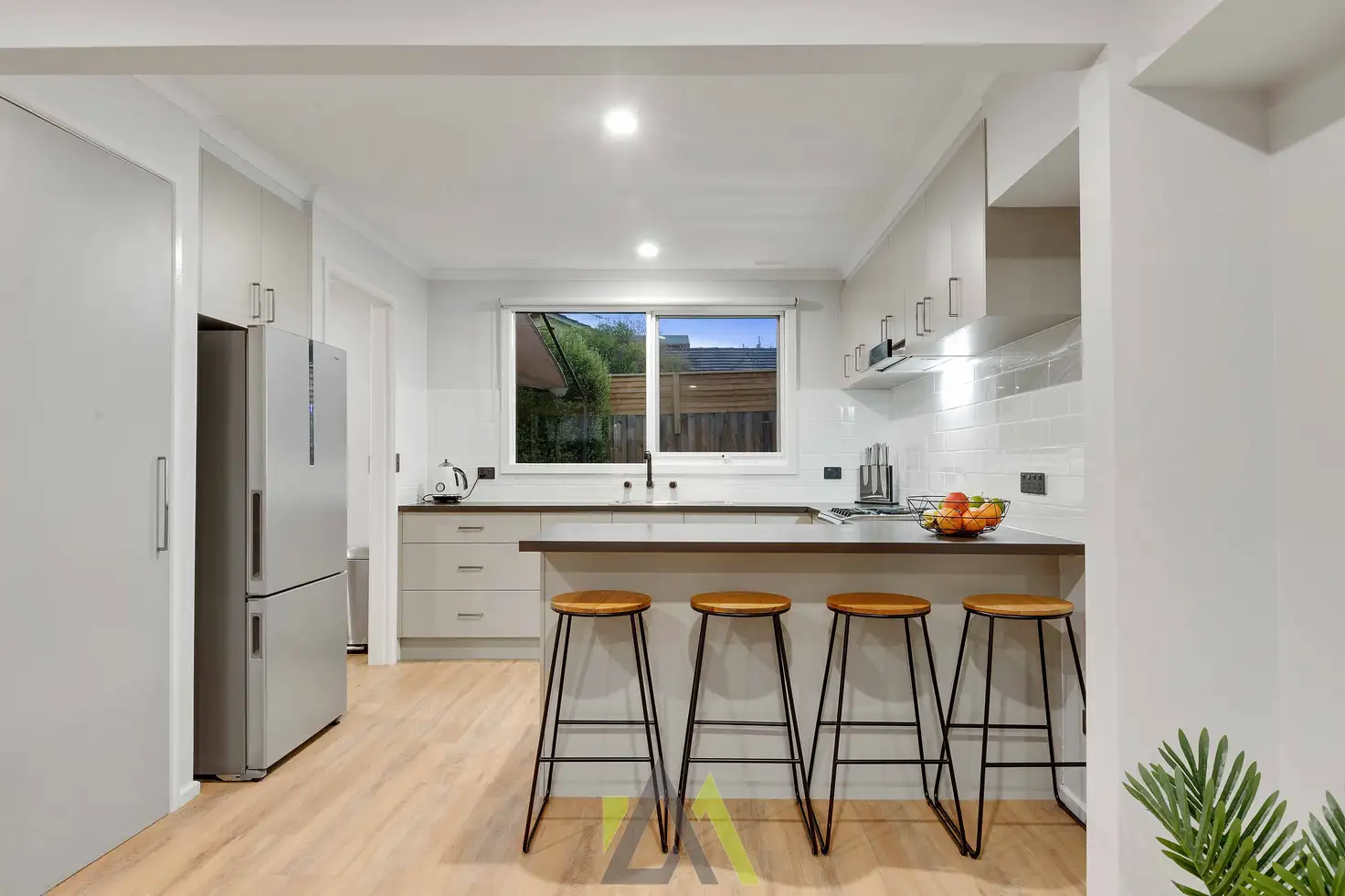 Main view of Homely townhouse listing, 2/295 Nepean Highway, Seaford VIC 3198