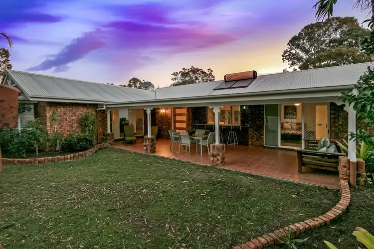 27 Garden Drive, Urangan QLD 4655