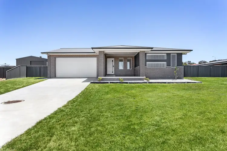 5 Leonard Rise, Goulburn NSW 2580