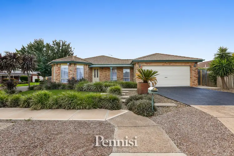 5 Ozzimo Drive, Hillside VIC 3037