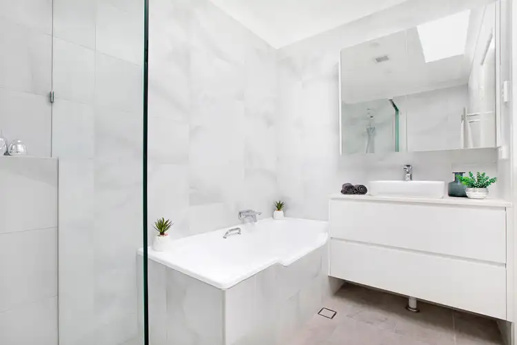 Sixth view of Homely apartment listing, 10/14-18 Kareela Road, Cremorne Point NSW 2090