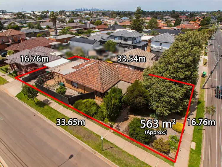 78 McNamara Avenue, Airport West VIC 3042