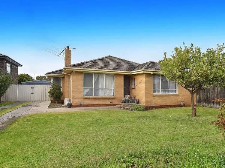 13 Wunnamurra Drive, Keilor East VIC 3033