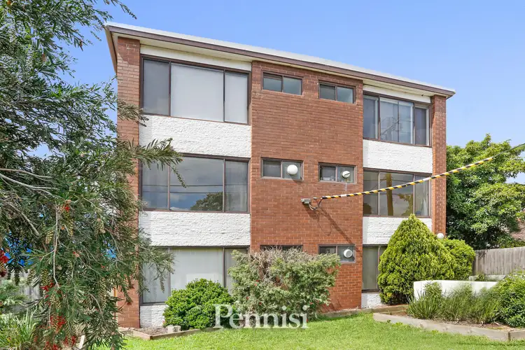 6/242 Pascoe Vale Road, Essendon VIC 3040