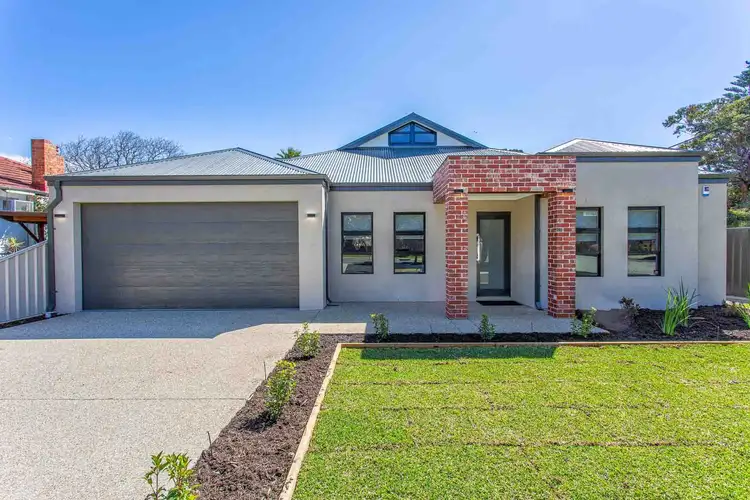 22 Elizabeth Street, White Gum Valley WA 6162