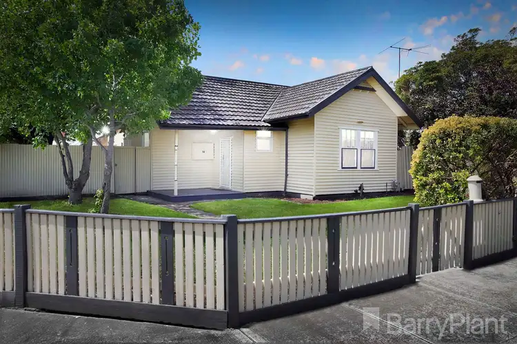 16 Coolamon Street, Albion VIC 3020