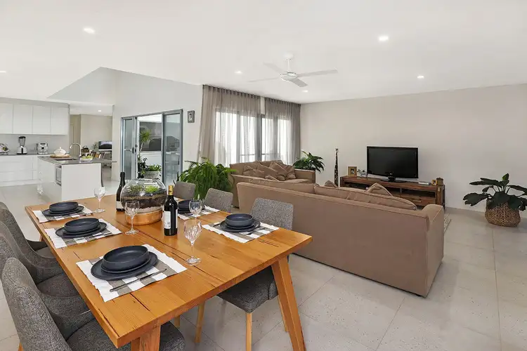 118 Sunshine Cove Way, Maroochydore QLD 4558