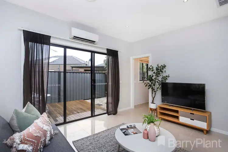 Fifth view of Homely unit listing, 4/5 Rockbank Road, Ardeer VIC 3022